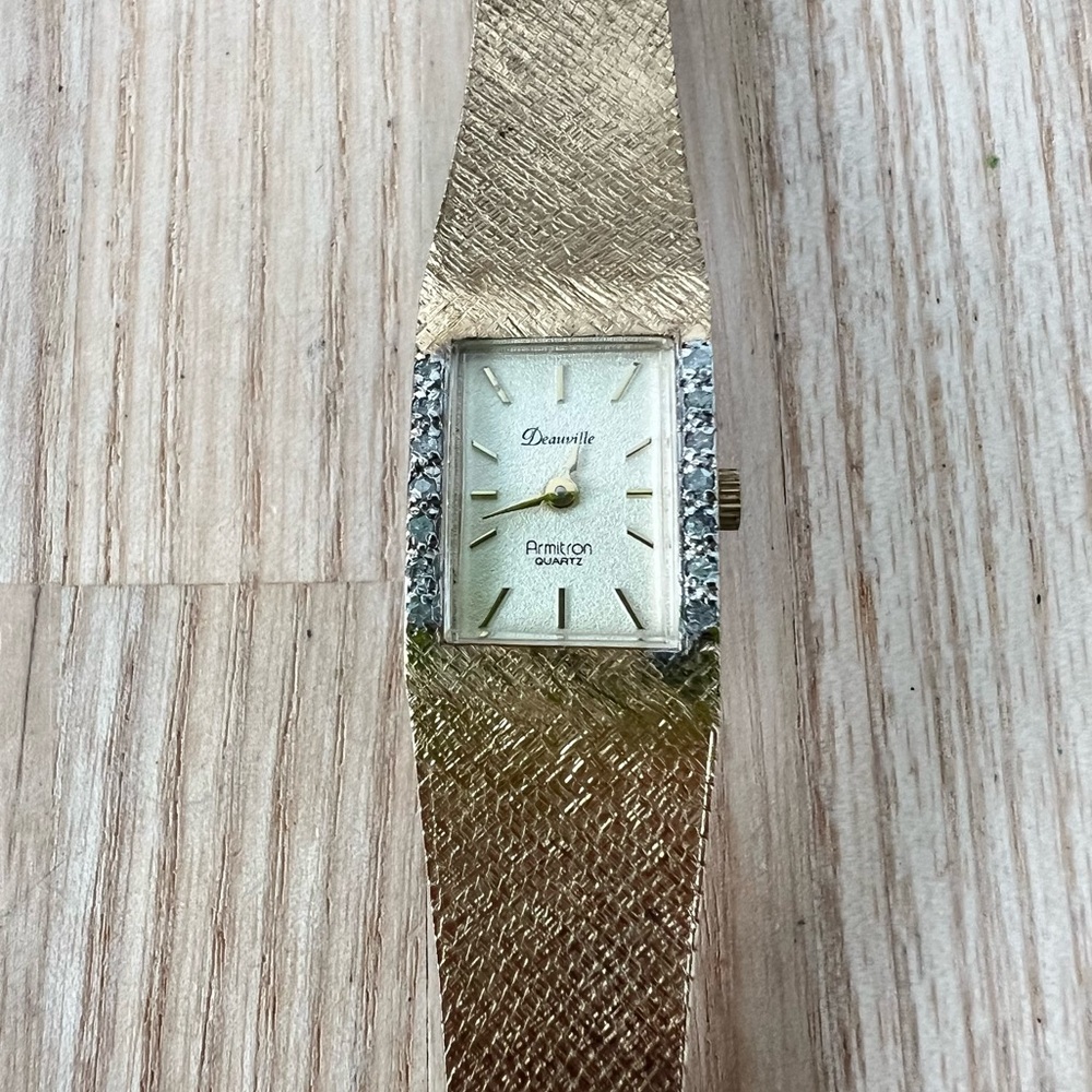 Vintage Deauville Armitron diamond ladies gold tone watch NEW BATTERY